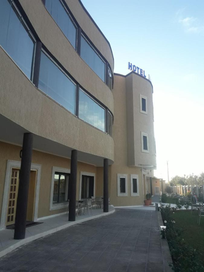 Hotel Oasis Palace Errachidia Esterno foto