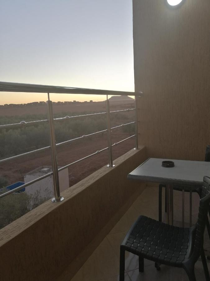 Hotel Oasis Palace Errachidia Esterno foto